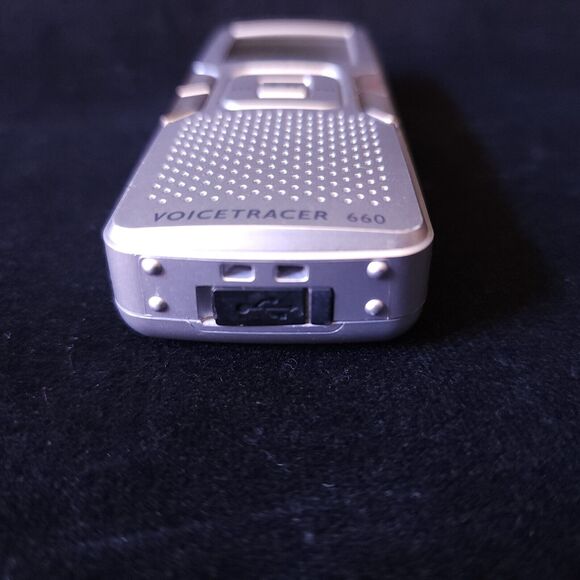 Used Philips Voice Tracer 660 Digital Recorder Model 660 Silver / 1GB For Parts - Picture 8 of 8
